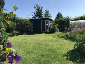 Cutest annex - close to Heatherhill and sea :-), Vejby